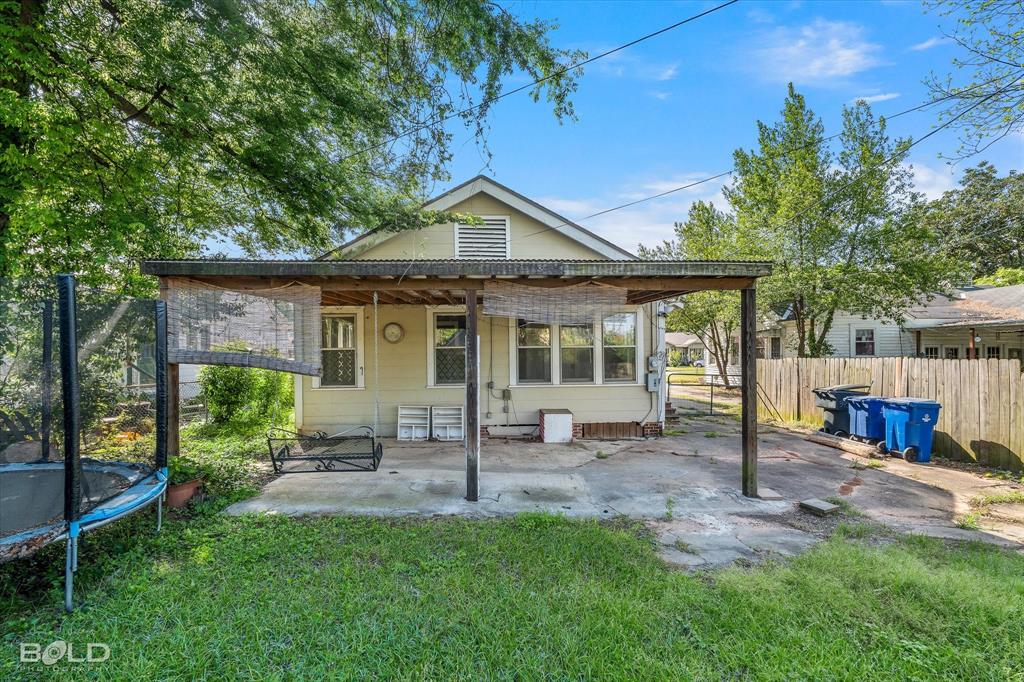 Shreveport, Louisiana 71105, United States, 3 Bedrooms Bedrooms, ,2 BathroomsBathrooms,Residential,Active,109741