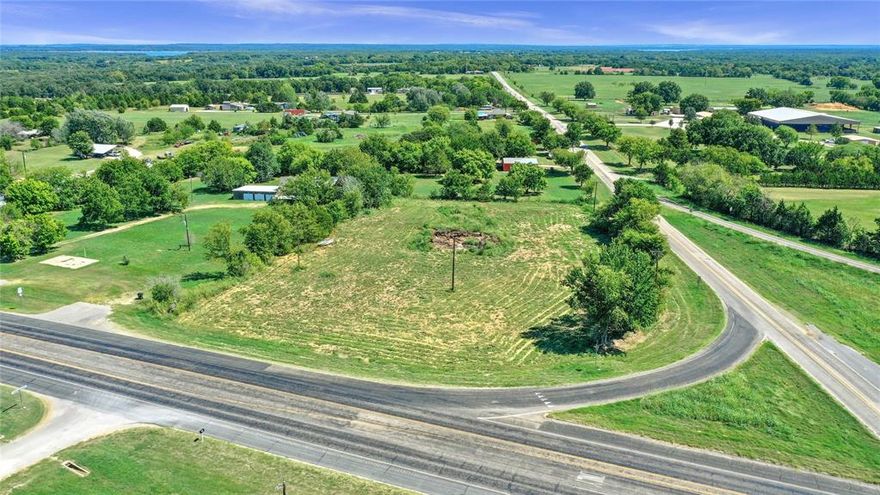 Incredible Investment Opportunity in Gordonville, Texas! Discover this prime 1.984-acre tract ideally situated at the intersection of Highway 377 and FM 901, just minutes away from the stunning Lake Texoma and the prestigious Rock Creek Golf Course. This flat and super buildable land is perfect for a commercial business, offering fantastic road access and great visibility.Utilities are accessible, with water service provided by Northwest Grayson Water (WCID Number 1); however, there is no water meter in place. The buyer will need to arrange electricity through GCEC. Seize this opportunity to call for your very own private showing today....
