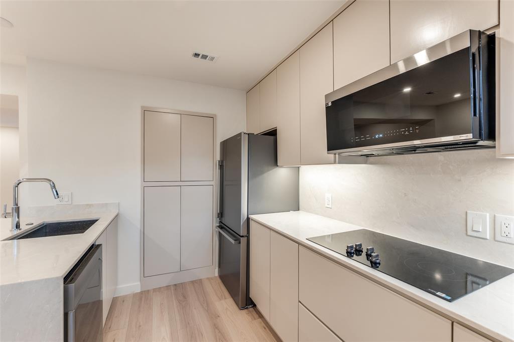 Bordeaux Village Condominum - Residential