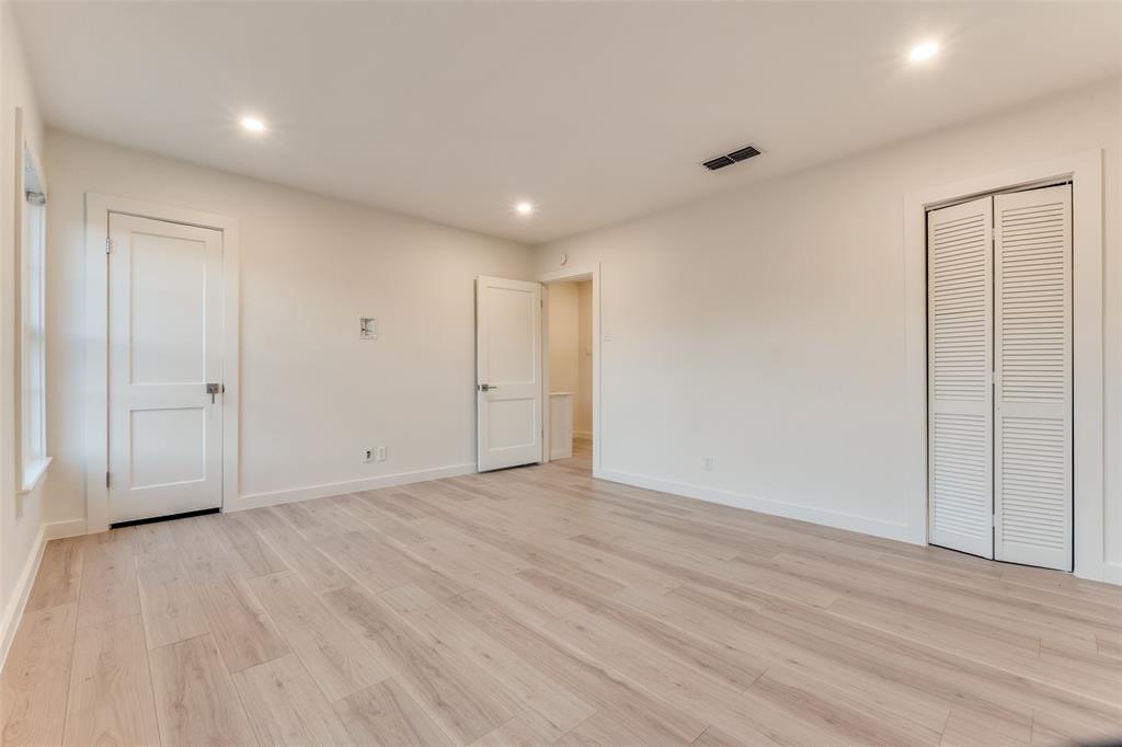 Bordeaux Village Condominum - Residential