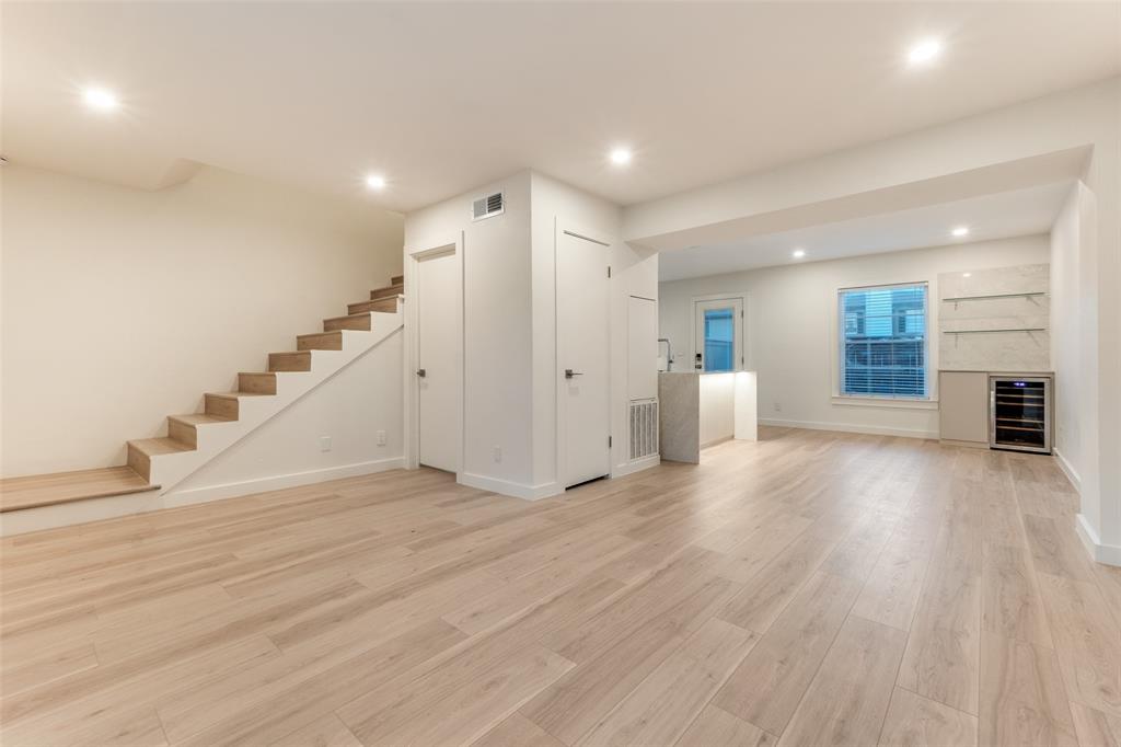 Bordeaux Village Condominum - Residential