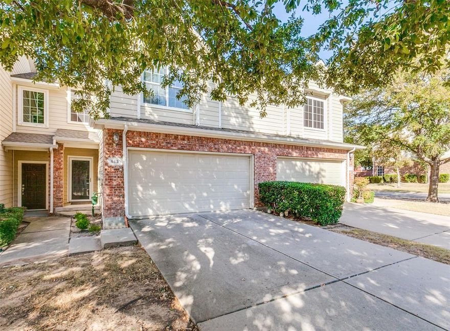 You'll love knowing you have a new HVAC system, recently replaced water heater, and newer washer and dryer in this well-maintained townhome! This home offers a comfortable blend of space, light, and convenience. The bright, open-concept main floor features soaring 18-foot ceilings in the living area, creating a sense of volume and airiness. The layout flows easily from the living room to the dining area and kitchen—perfect for everyday living and entertaining. Upstairs, you’ll find two generous bedrooms and a full bath. A large closet space on this level could accommodate a second full bathroom if desired, offering future flexibility. A convenient half bath serves the main level. The HOA has replaced the roof within the past few years and takes care of both front and back yard maintenance—plus residents enjoy access to the community pool just across the street from this unit.
Located near the Sam Rayburn and Dallas North Tollways, this home offers quick access to Stonebriar Mall, the Legacy entertainment area, dining, and shopping. Zoned for highly rated Frisco ISD schools, it’s an excellent opportunity for anyone seeking a clean, comfortable home in a fantastic location.