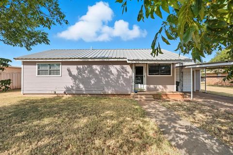 1452 Mccarty Street Aspermont TX 79502