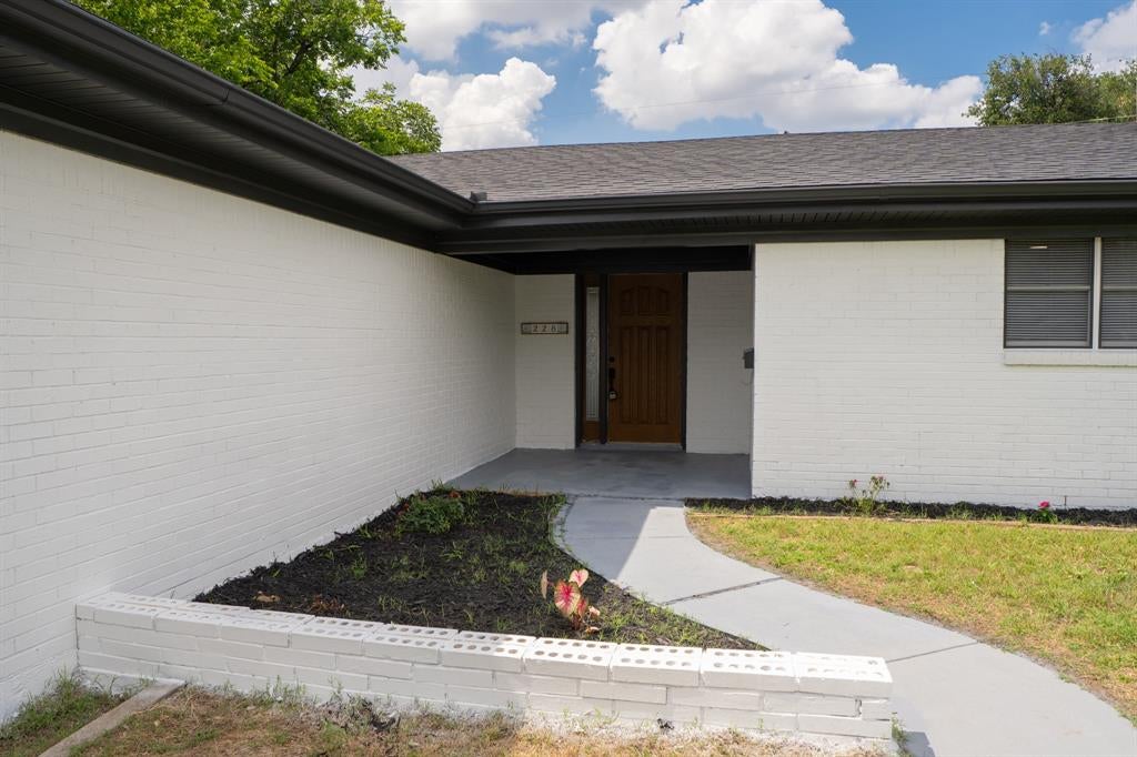 228 Hallbrook Drive