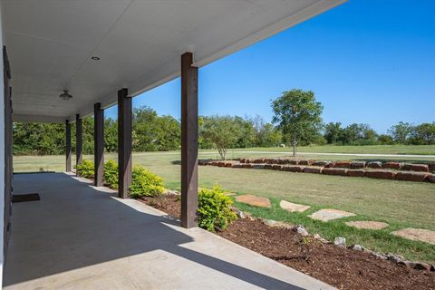 A home in Wills Point