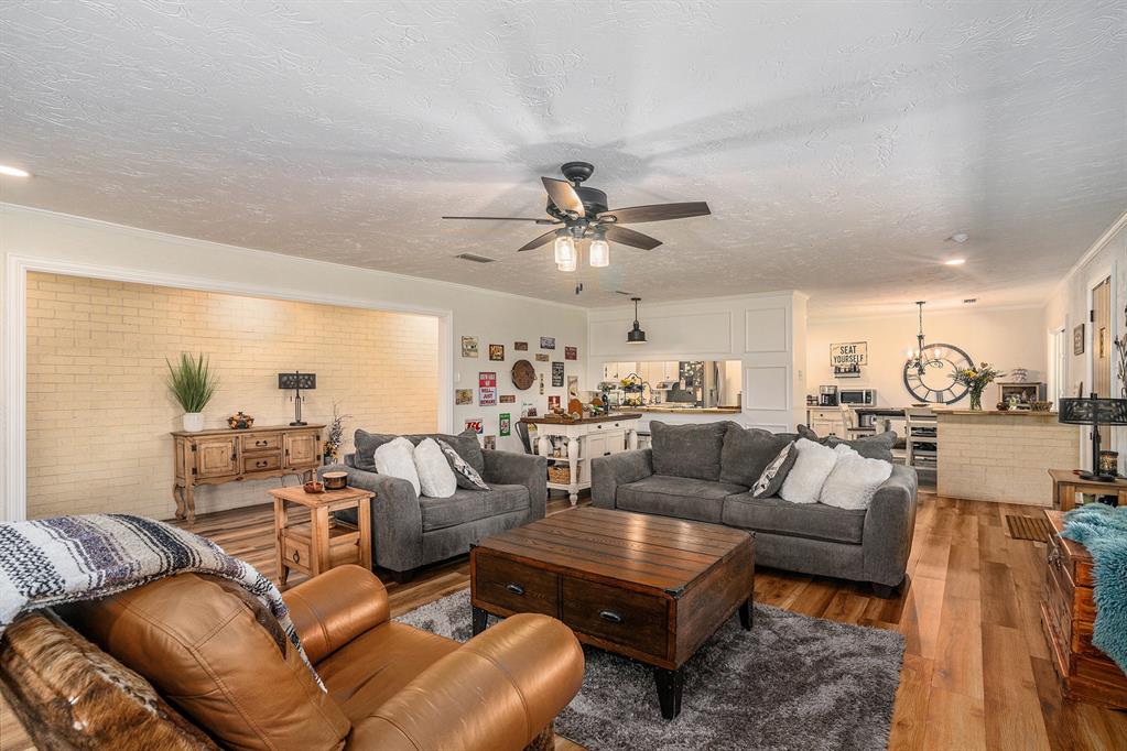 4151 Oakcrest Lane