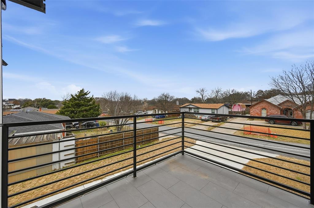 Merrifield Manor - Residential