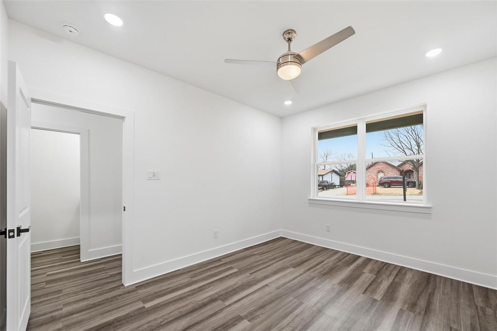 Merrifield Manor - Residential