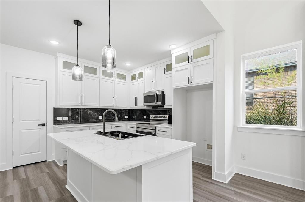 Merrifield Manor - Residential