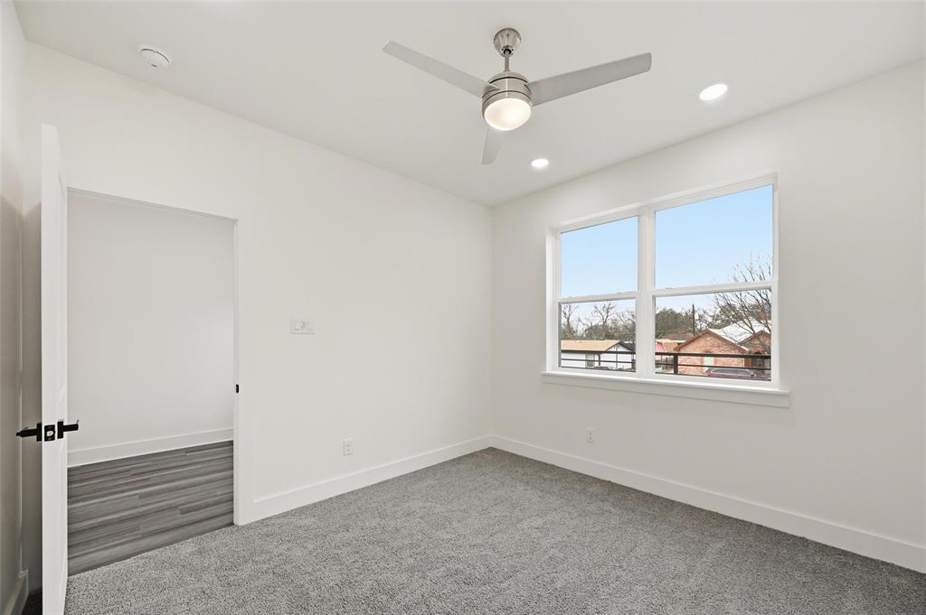 Merrifield Manor - Residential