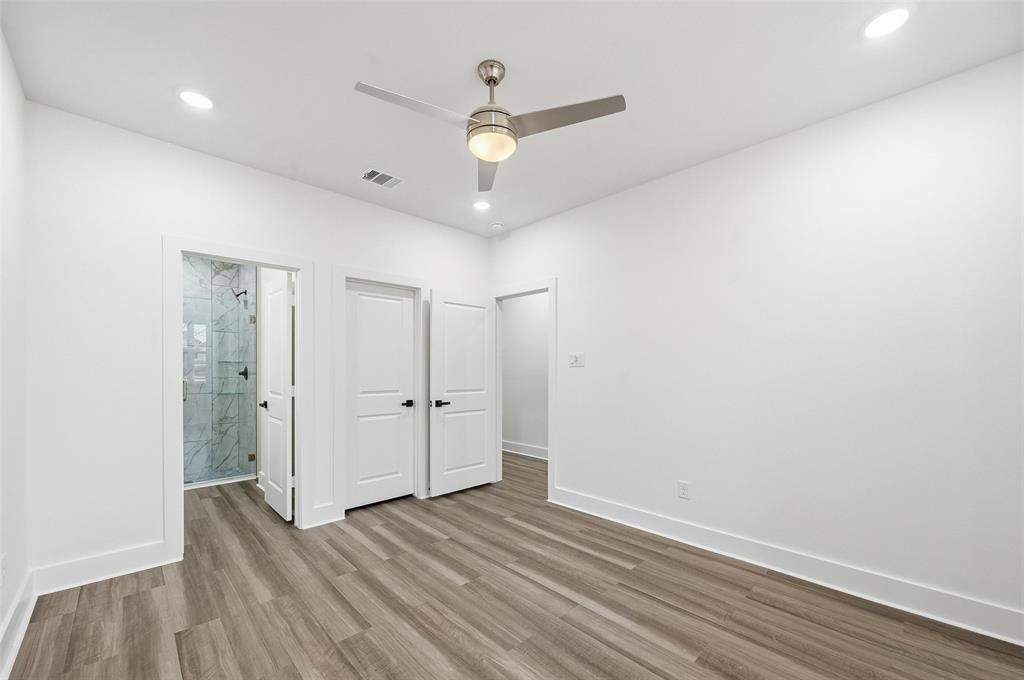 Merrifield Manor - Residential