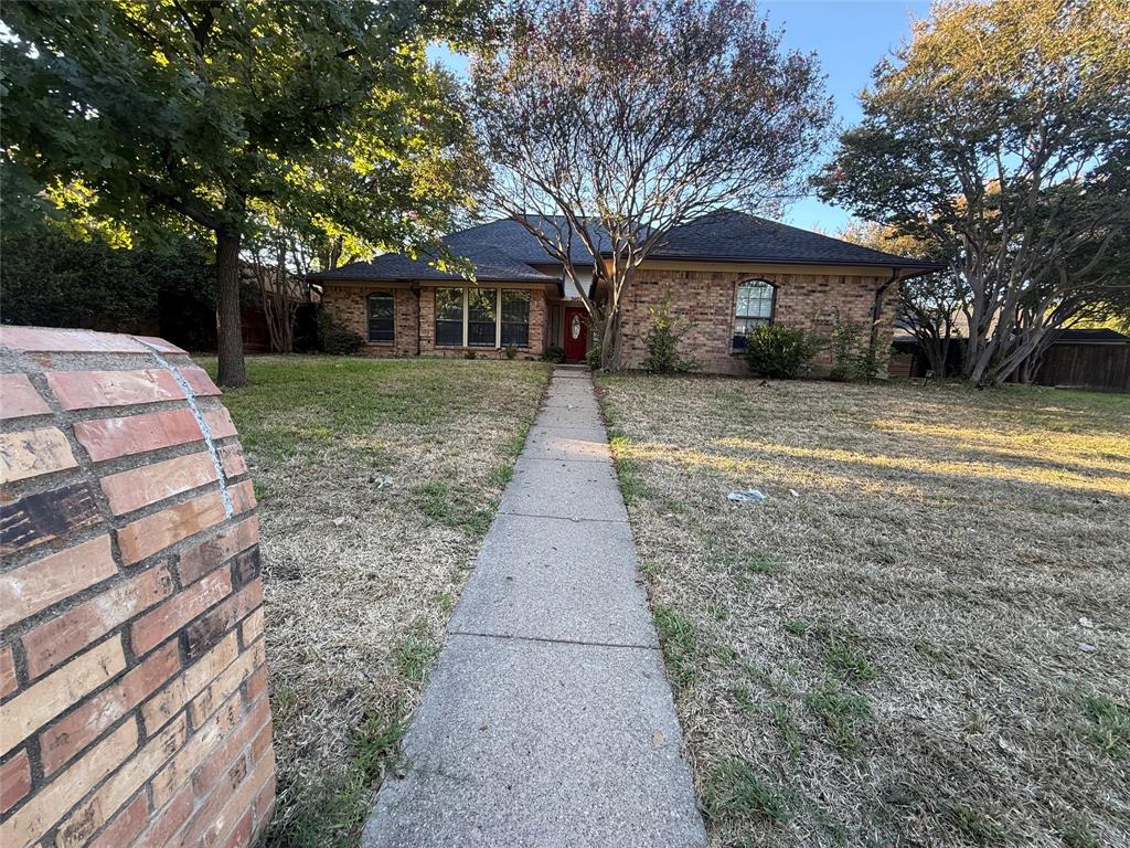 Photo of 3407 Ruidoso Drive, Arlington, TX 76017 (MLS # 21406540)