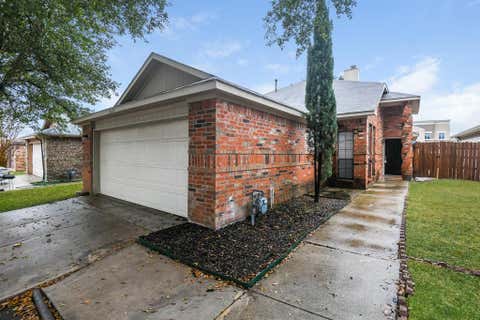 Photo of 4213 Amy Drive, Mesquite, TX 75150 (MLS # 21362244)