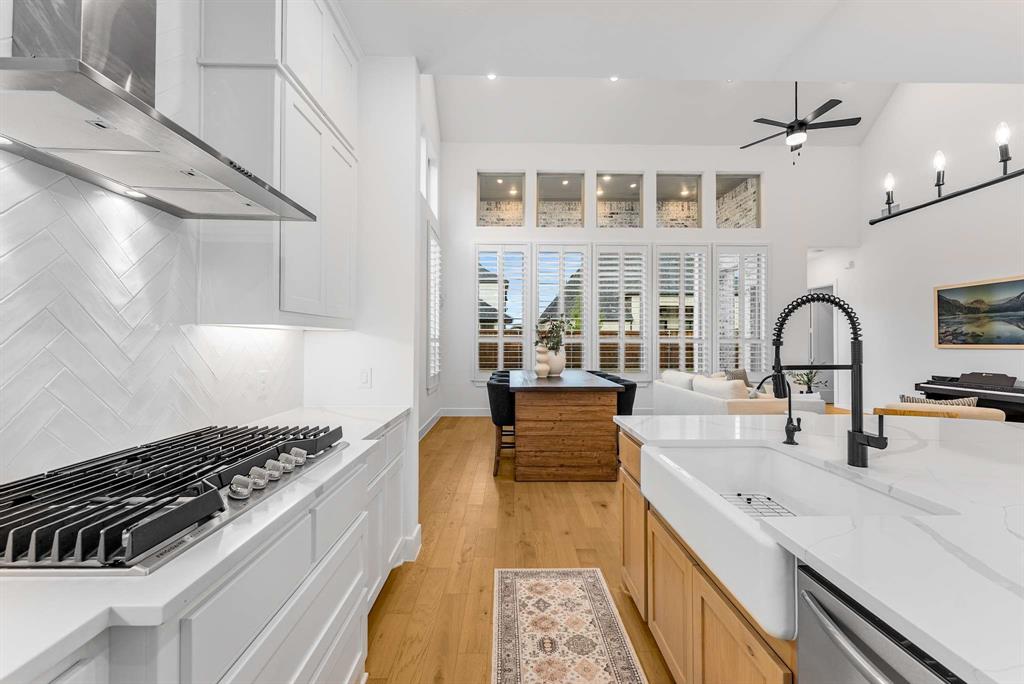 Mosaic - Residential