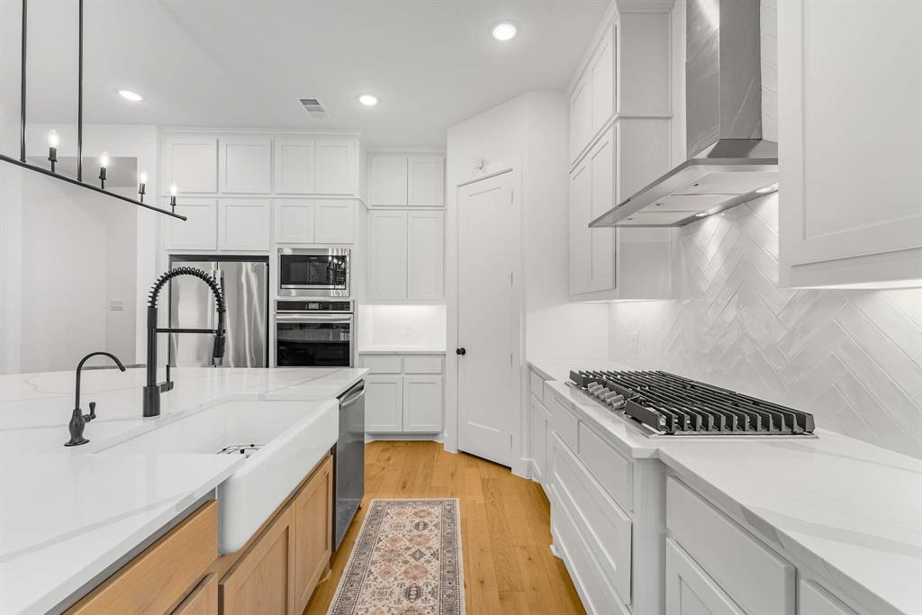 Mosaic - Residential