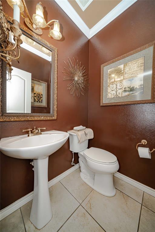 4821 Gloucester Drive