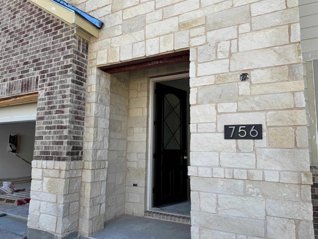 756 Waterhouse Lake Drive