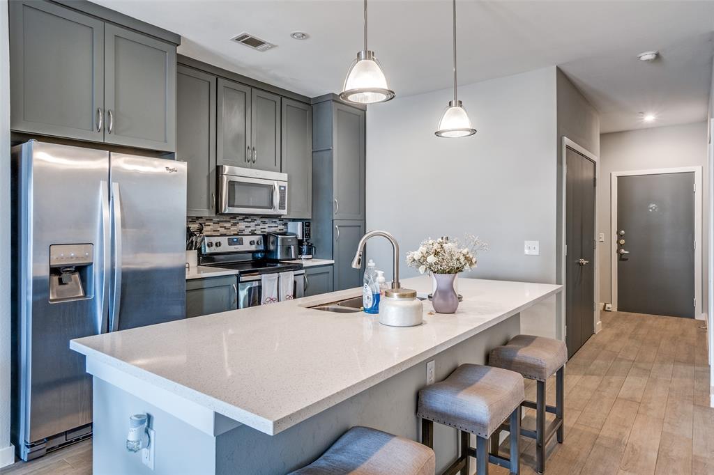 5609 SMU Boulevard 405