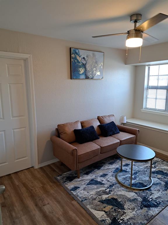 Crestbluff Condo - Residential