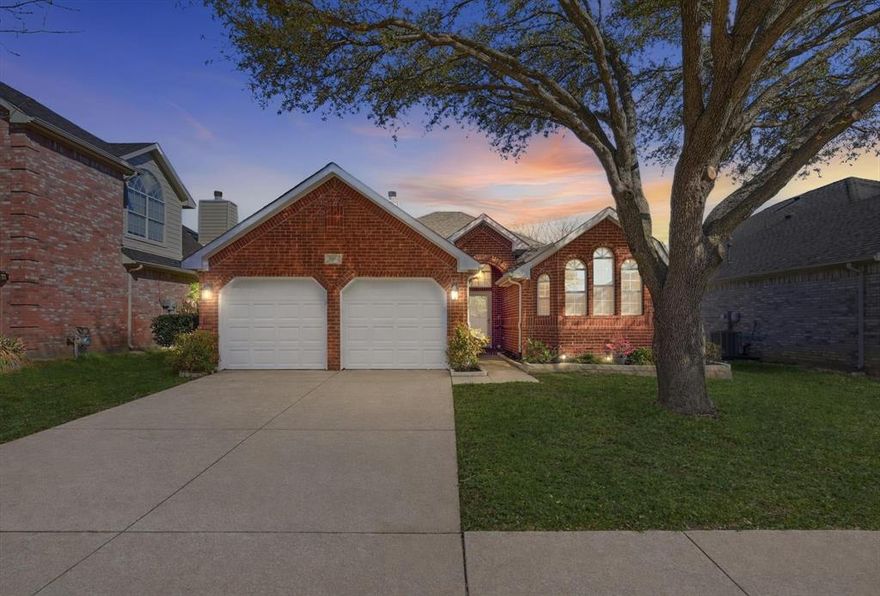 Immaculately maintained and move-in ready, this beautiful home offers the perfect blend of comfort, convenience, and lifestyle. Ideally located just a few doors down from an incredible network of walking trails, park system, playground, tennis courts, disc golf, and scenic greenbelt, outdoor enjoyment is right at your doorstep. Inside, you’ll find a light and bright interior filled with natural light and thoughtful care throughout. The gourmet kitchen is a standout feature, boasting abundant counter space, ample cabinetry, and a functional layout perfect for both everyday living and entertaining. Oversized primary bedroom with a jaw dropper of a bathroom offering a huge soak in stand alone tub and separate shower and dual sinks.

Active Community: The Park Glen Neighborhood Association is incredibly active, hosting annual events like a July 4th Fireworks Display, a Turkey Trot, and Holiday in the Park. Shopping & Dining: Residents are minutes from Alliance Town Center and Presidio Junction, featuring Costco, Target, and local favorites like Andy’s Frozen Custard. Commuter Friendly: Situated just 12 miles north of downtown Fort Worth with easy access to I-35W, making it ideal for those working in the city or at nearby major employers like Medical City Alliance.