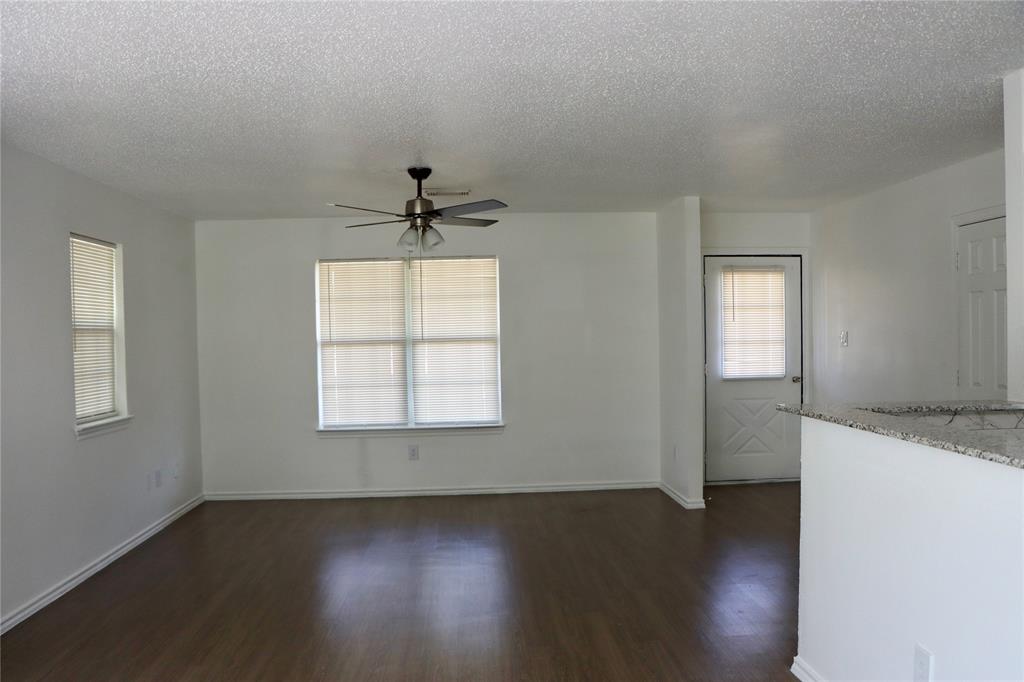 613 N Hansbarger Street