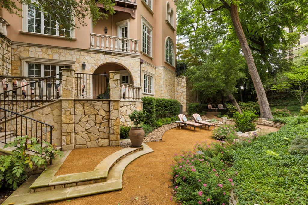 Bel-Air On Turtle Creek - Residential