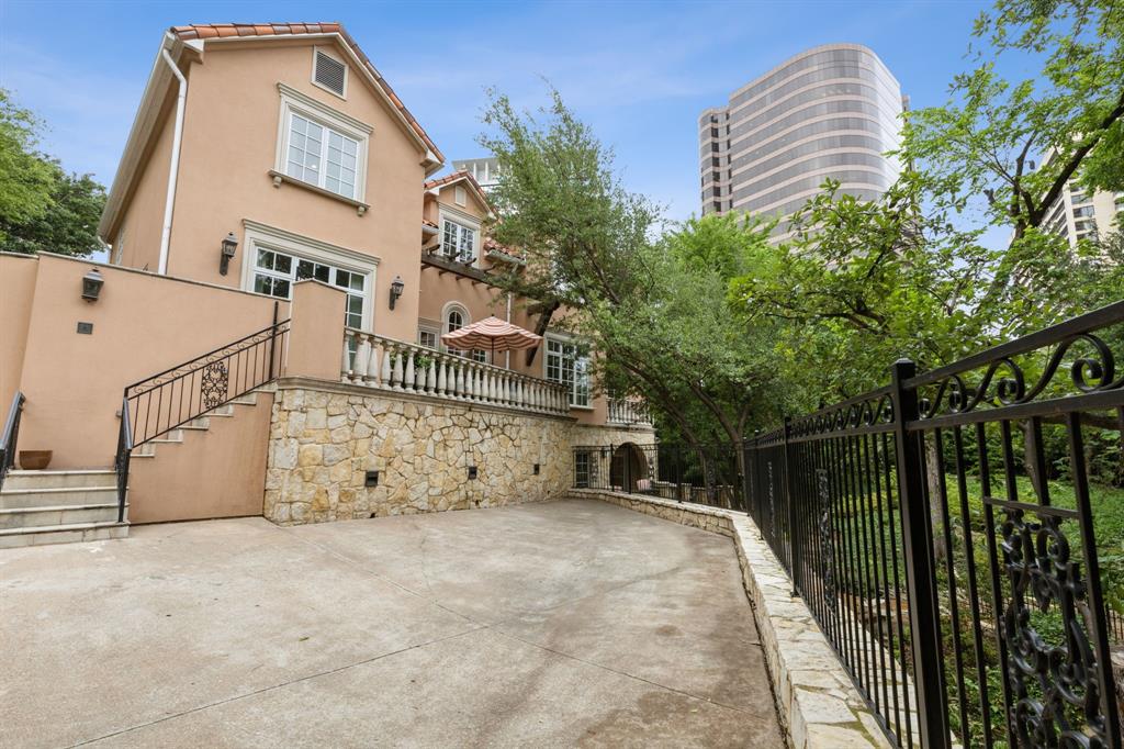 Bel-Air On Turtle Creek - Residential