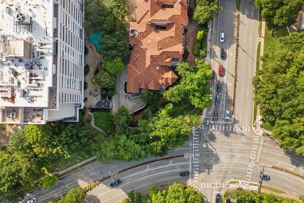 Bel-Air On Turtle Creek - Residential