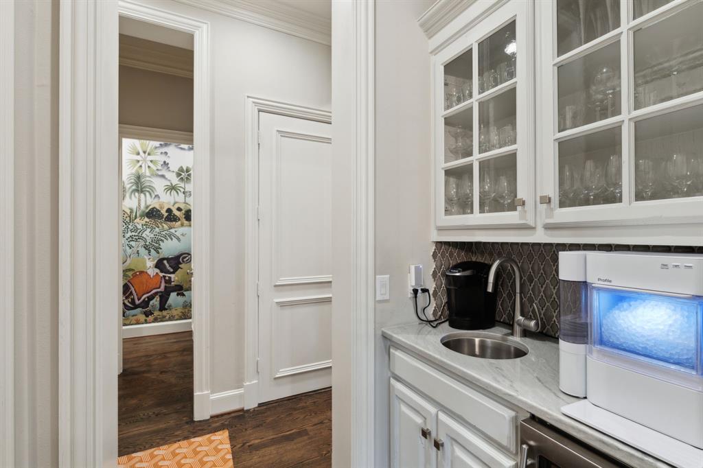 Bel-Air On Turtle Creek - Residential