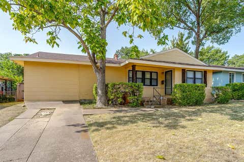 Photo of 4713 Kilpatrick Avenue, Fort Worth, TX 76107 (MLS # 21351881)
