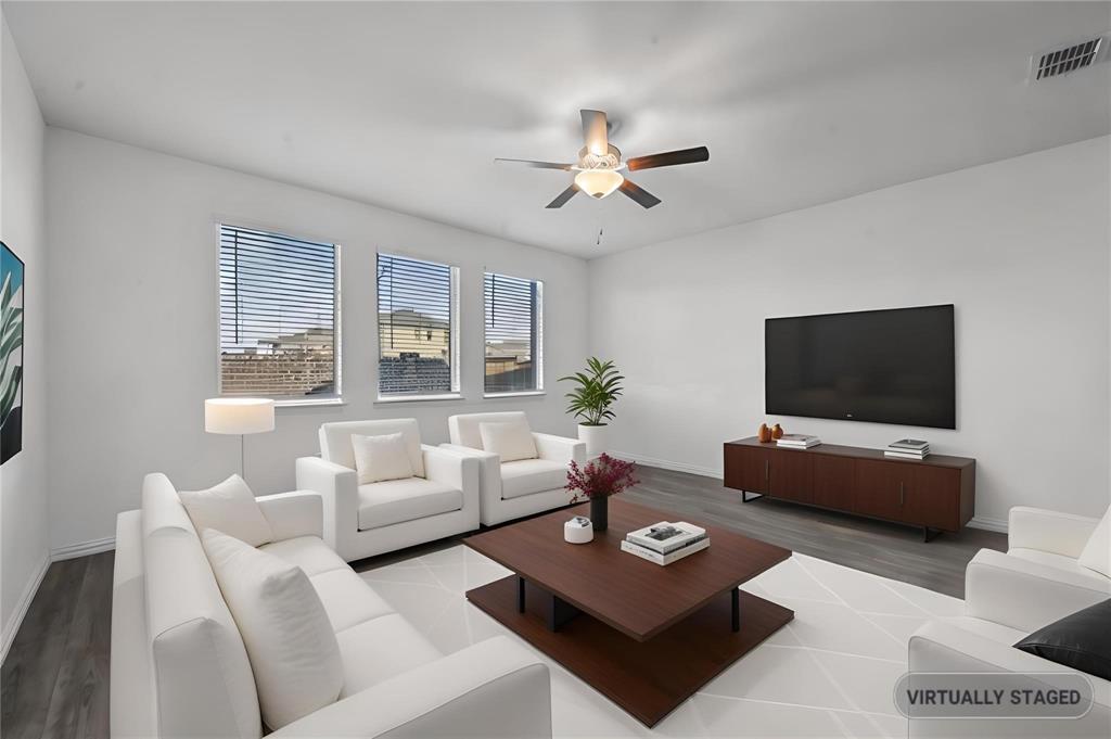 5025 Salinger Drive