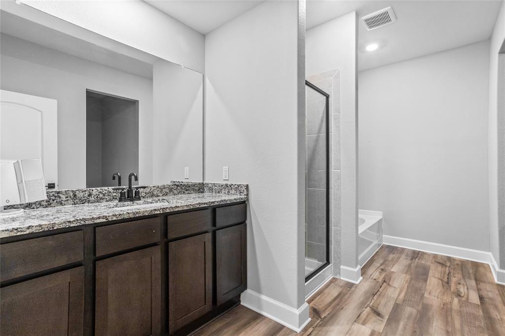 Oak Ridge - Residential