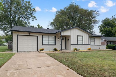 527 Goldwood Drive Dallas TX 75232
