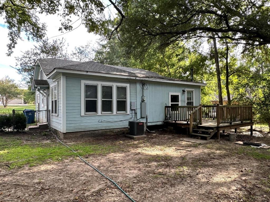 305 E Bradford Street