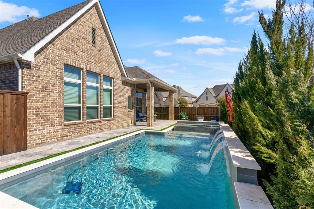 3941 Pine Leaf Lane