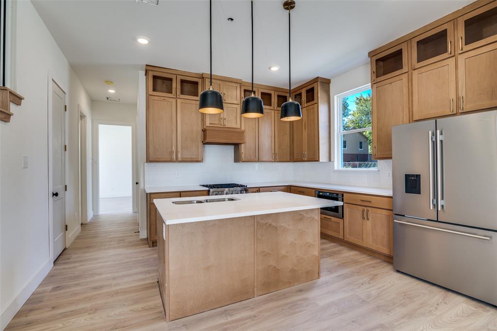 901 Sam Houston Street