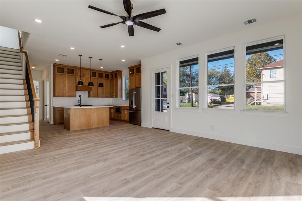 901 Sam Houston Street