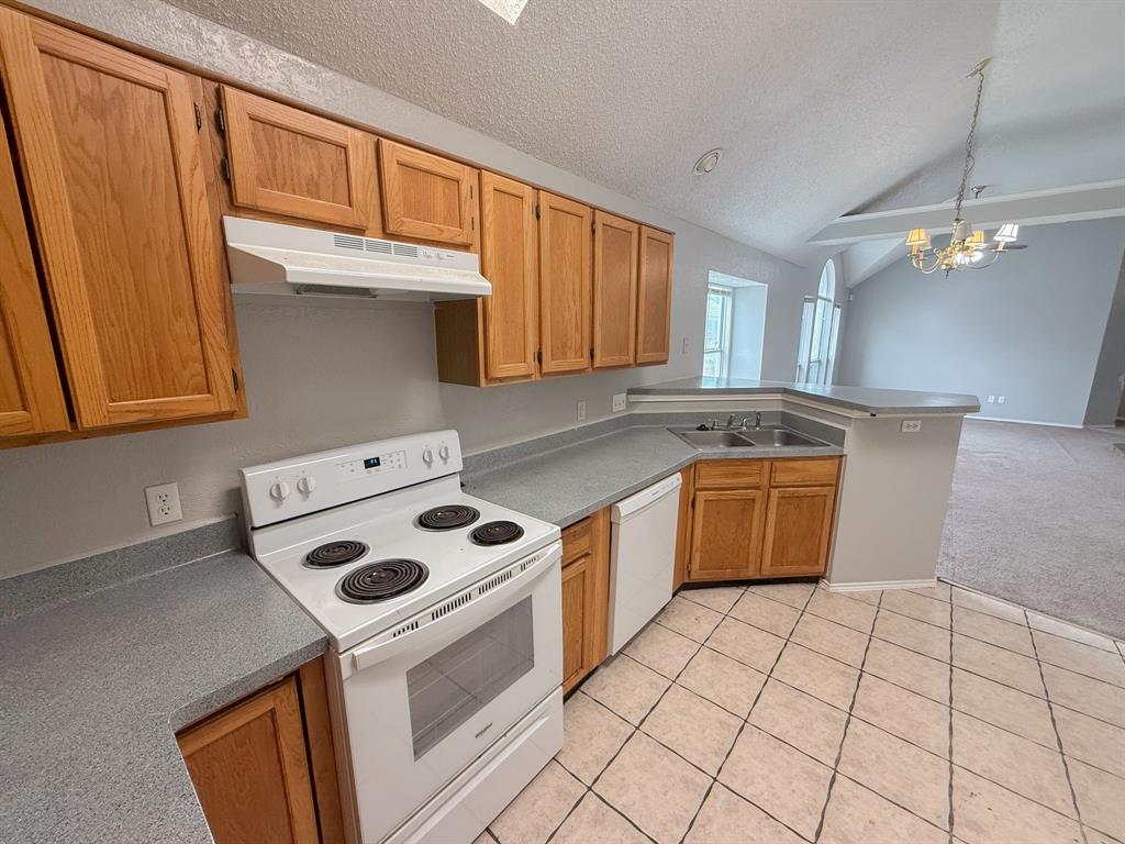 920 Mossberg Lane
