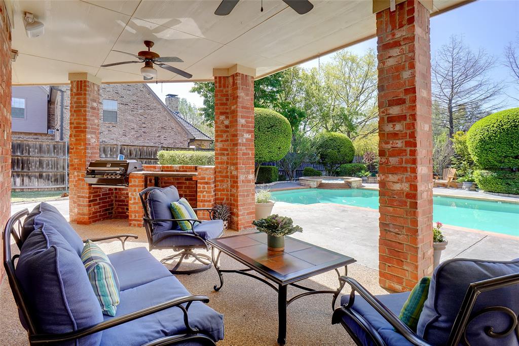 2336 Bridgewood Drive