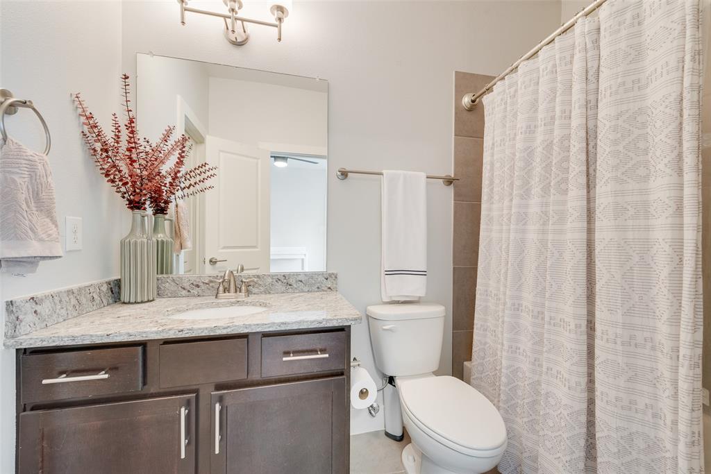 Bryan Pkwy Condos Bldg 5807 - Residential