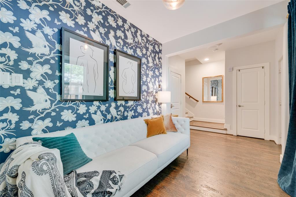 Bryan Pkwy Condos Bldg 5807 - Residential