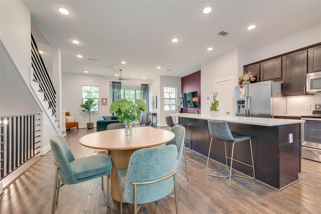 Bryan Pkwy Condos Bldg 5807 - Residential