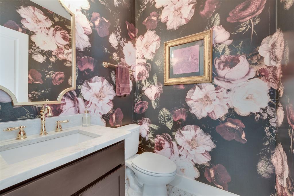 Bryan Pkwy Condos Bldg 5807 - Residential