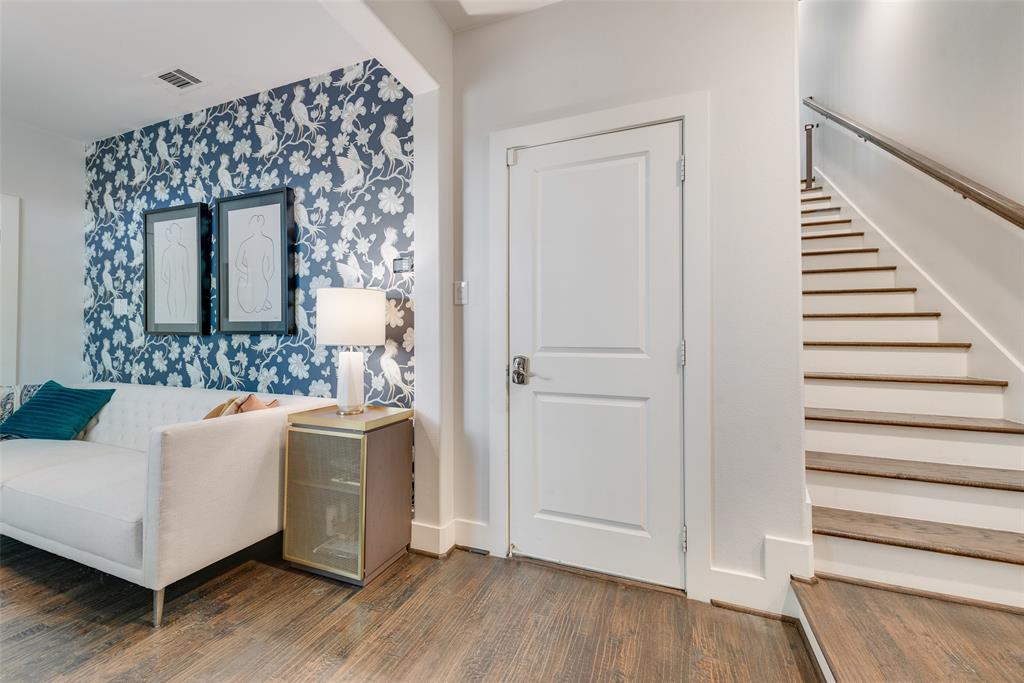 Bryan Pkwy Condos Bldg 5807 - Residential