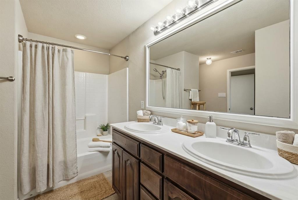 Alexandra Meadows South - Residential