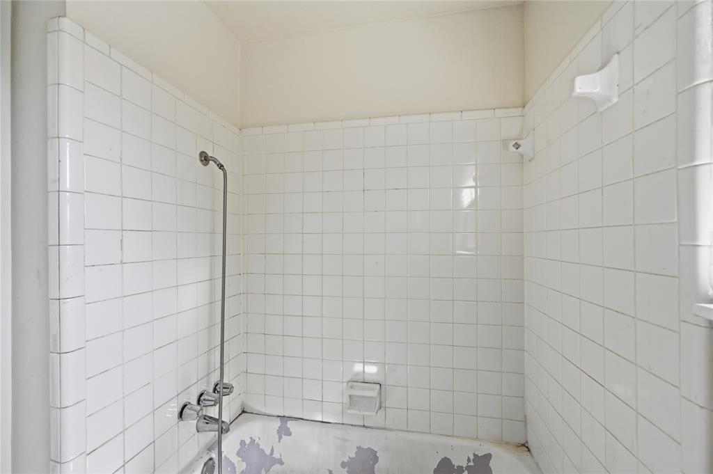 Bell Manor - Residential