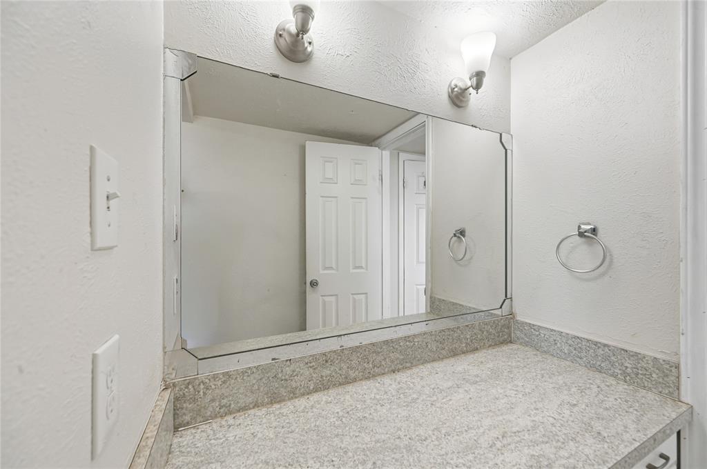 Bell Manor - Residential