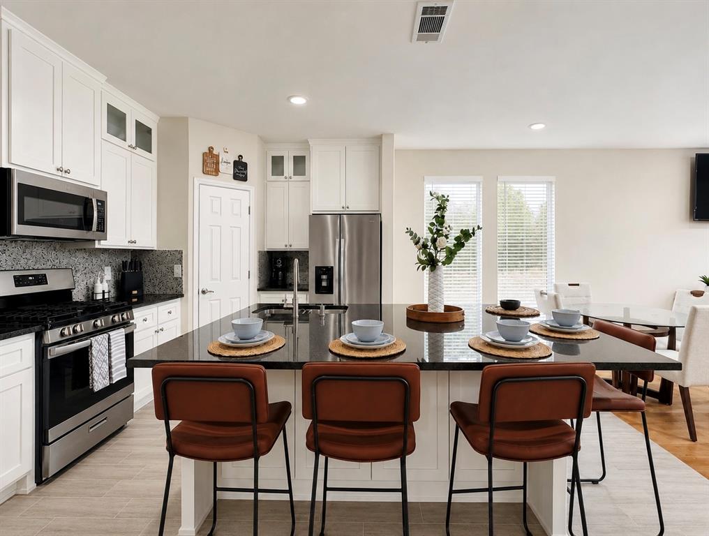900 Marcellus Court