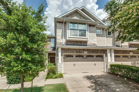 Photo of 8722 Bigelow Drive, Plano, TX 75024 (MLS # 21170041)