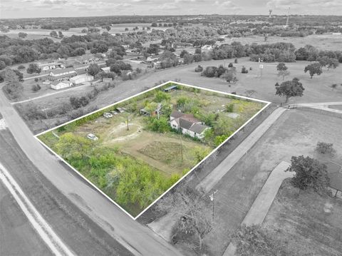 1009 County Road 913 Joshua TX 76058